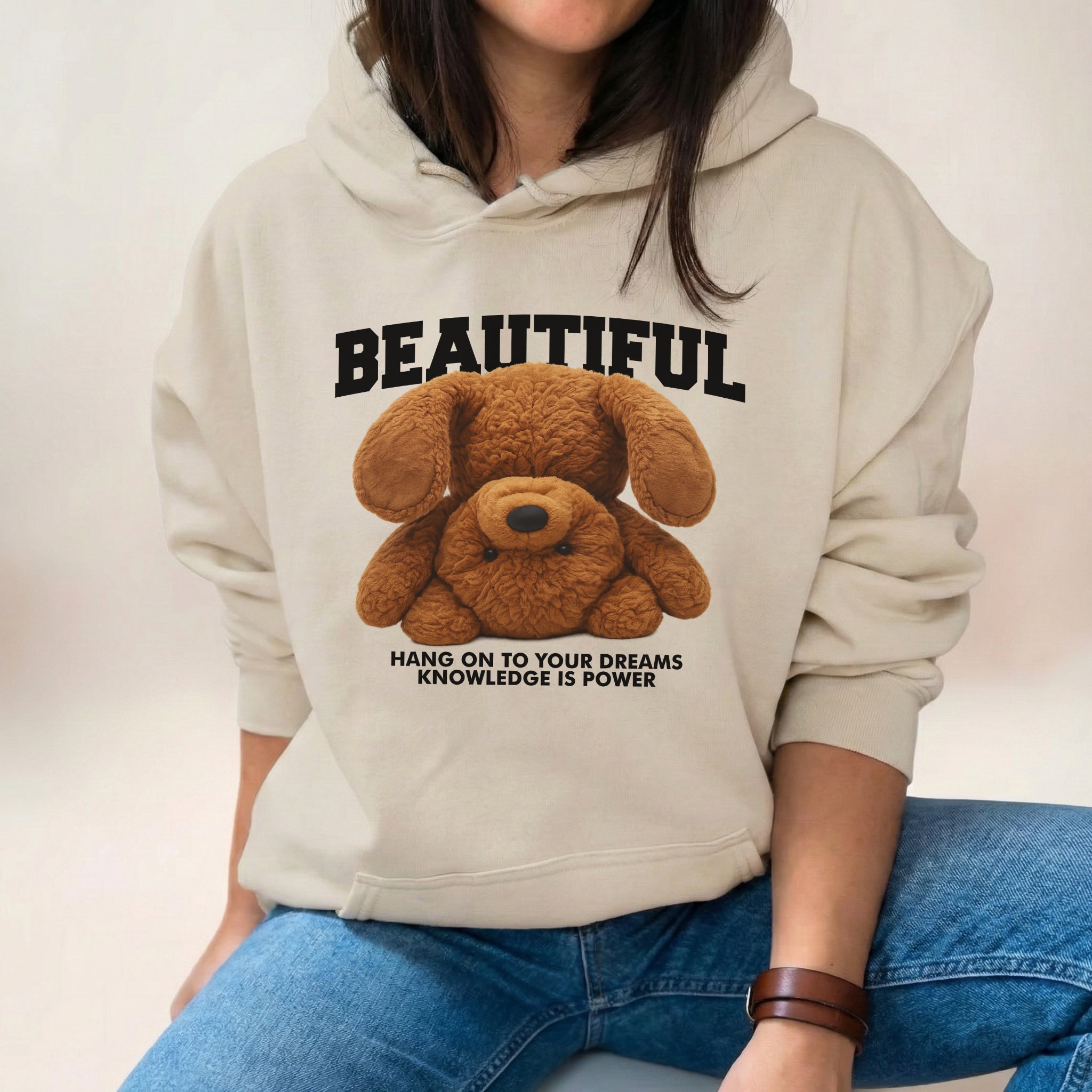 Sudadera con capucha para mujer "Beautiful Teddy" - Estampado de osito de peluche y eslogan "Beautiful"