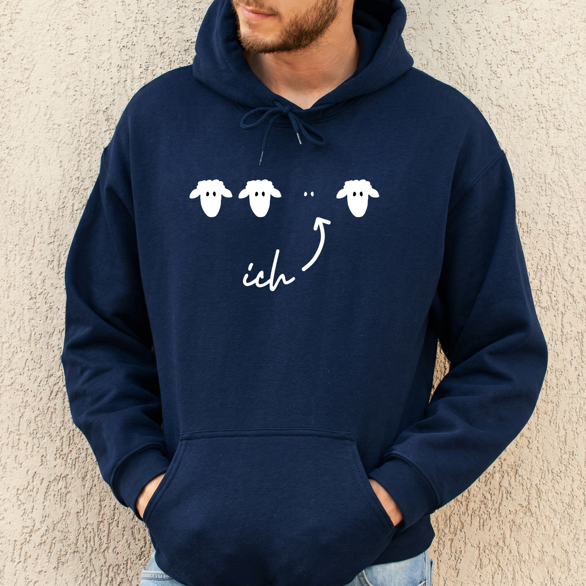 "Ich" – Das schwarze Schaf Hoodie | Minimalistischer Kapuzenpullover mit Humor