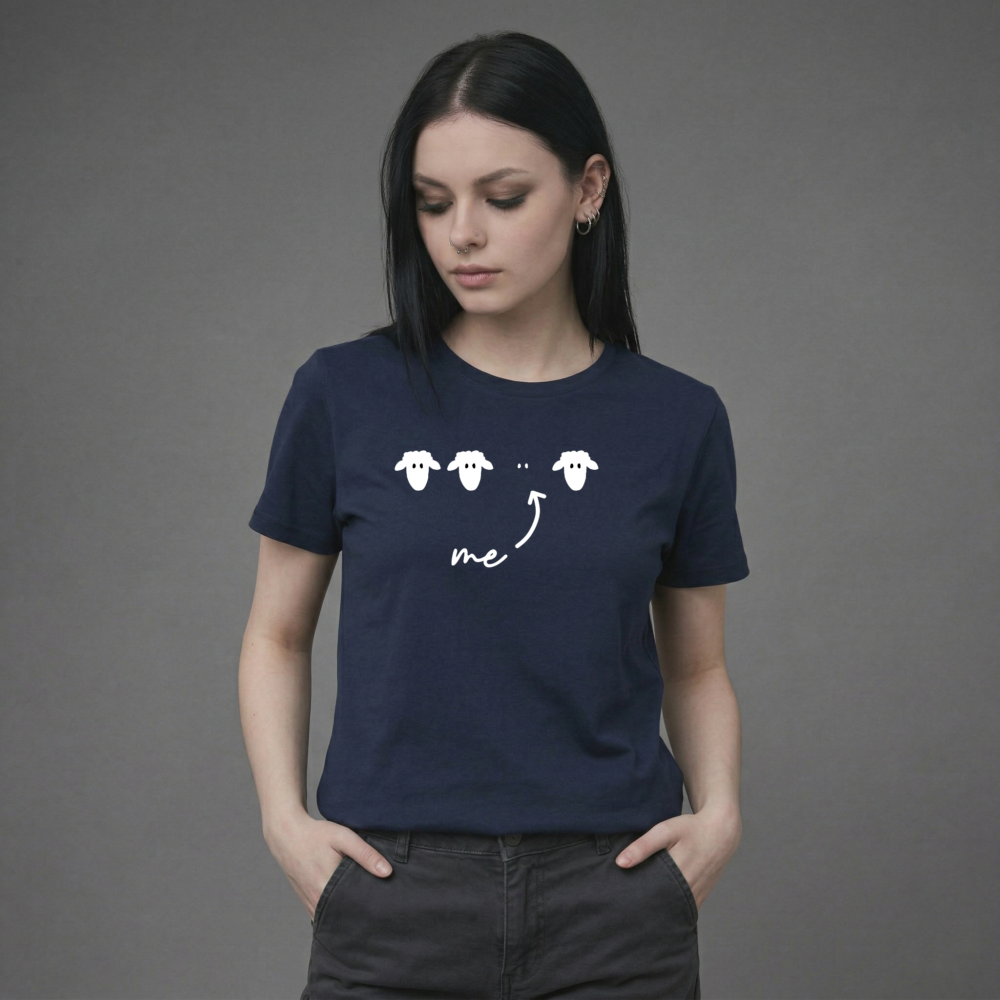 "Yo" – La oveja negra | Camiseta de declaración divertida y minimalista