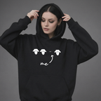 "Yo" – La oveja negra sudadera con capucha | Sudadera con capucha minimalista con humor