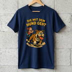 "Die mit dem Hund geht" Lustiges Hunde-T-Shirt – Witziges Comic-Design für Gassi-Runden & Hundebesitzerinnen