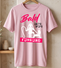 "Bald unter neuer Führung" Lustiges JGA Shirt für den Bräutigam – Witziges Junggesellenabschied T-Shirt – Männer Party Kostüm Rosa