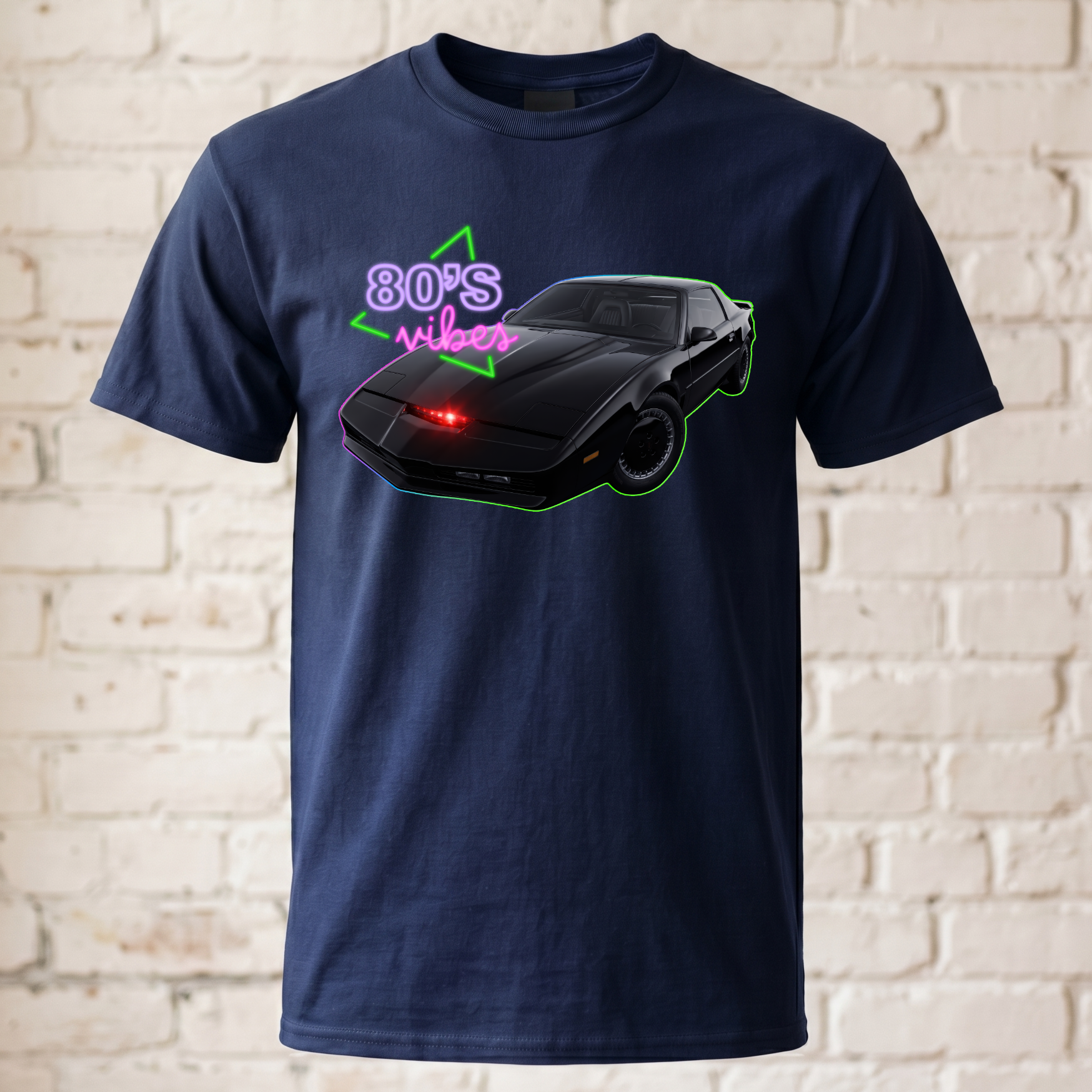 "80's Vibes" Retro Auto T-Shirt – Legendärer schwarzer Sportwagen im Neon-Print – Witziges Geschenk für 80er Jahre Fans & Autoliebhaber Schwarz