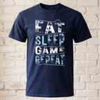 "Eat Sleep Game Repeat" Gaming T-Shirt – Klassisches Zocker Statement Shirt im Grunge-Look – Geschenk für Gamer & Nerds