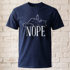 "Nope" Katze T-Shirt – Lustiges Mittelfinger Spruch Shirt für Katzenliebhaber & Introvertierte – Witziges Statement