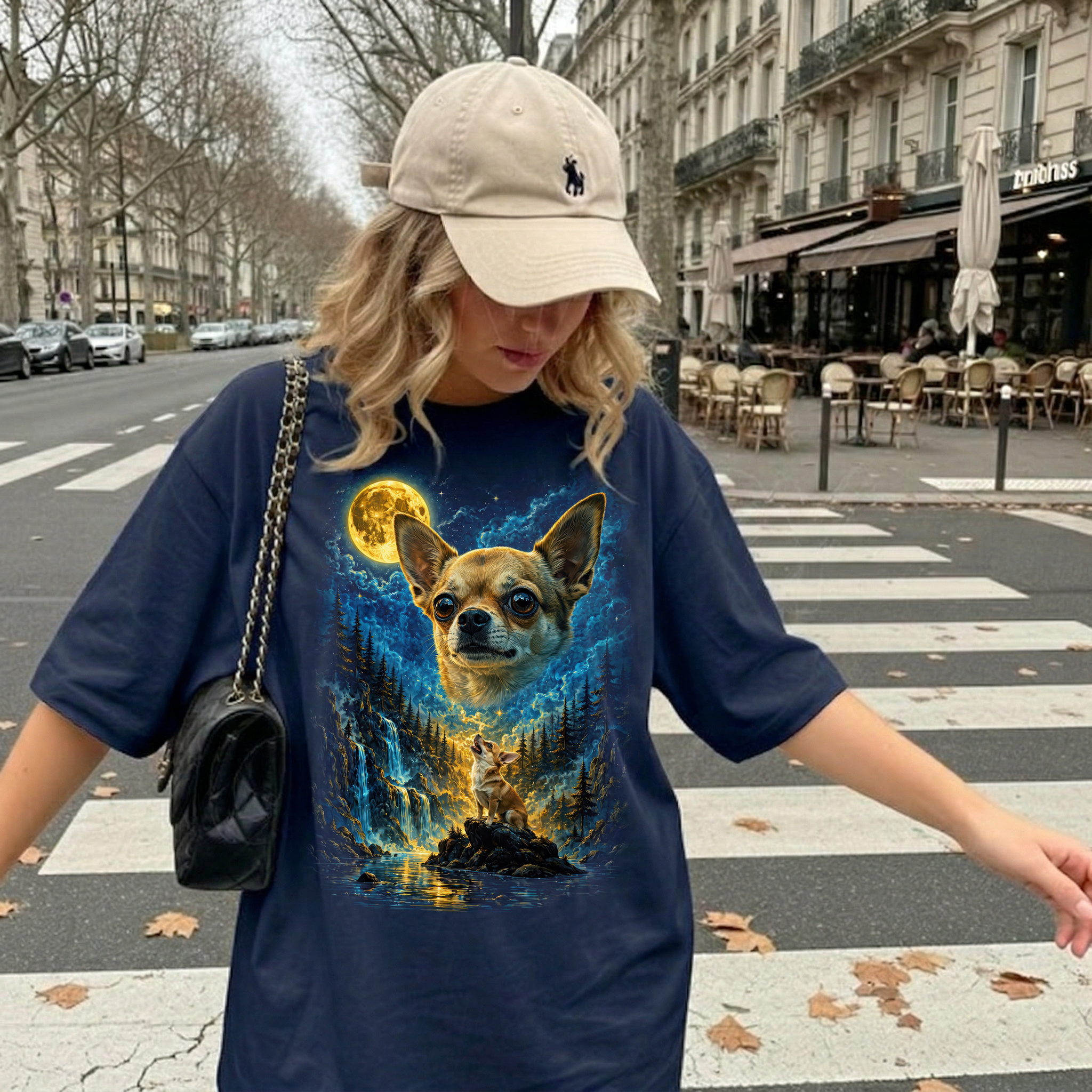 Chihuahua Mond T-Shirt Damen | Fantasy Mystisches Heult den Mond an Shirt
