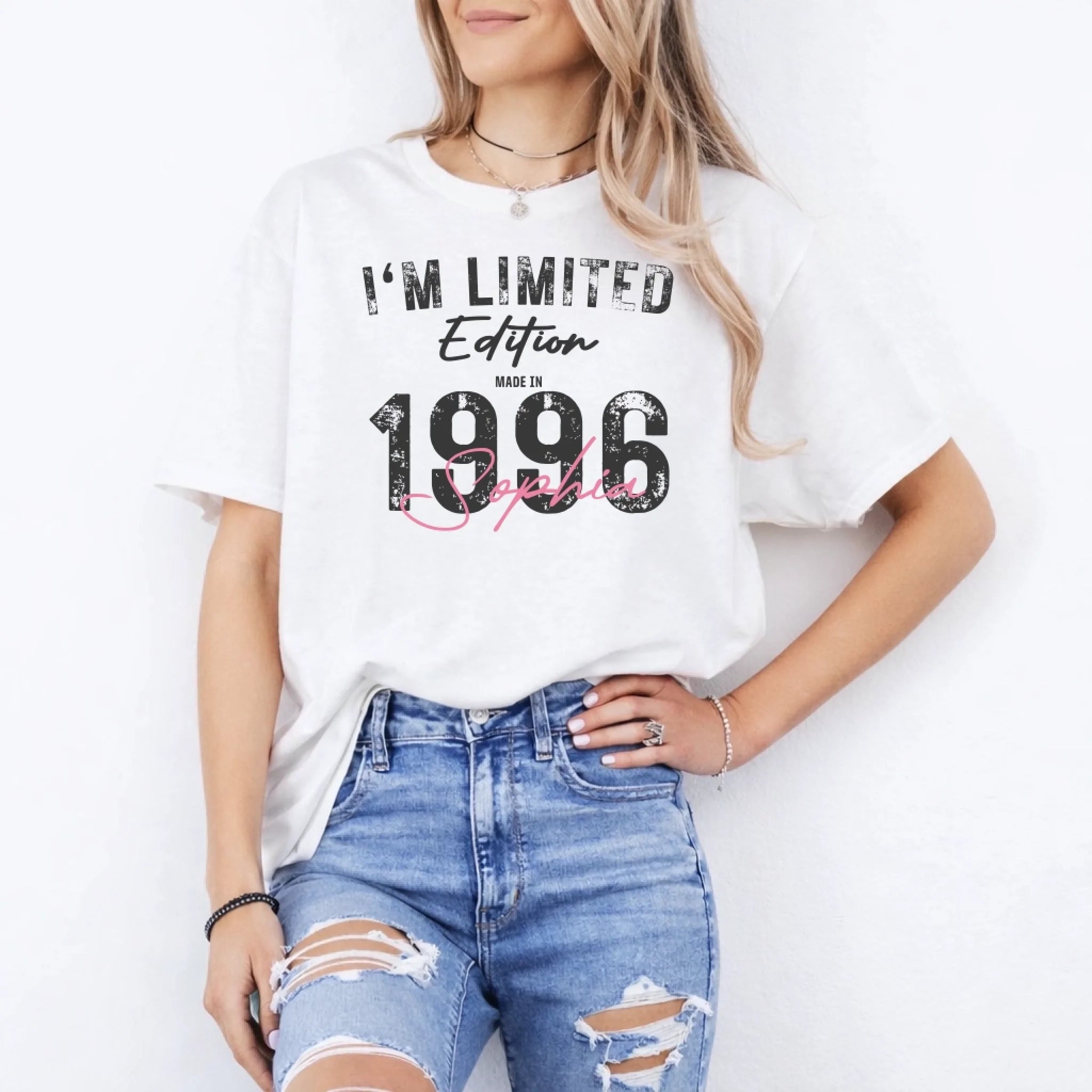 Limited Edition 1996 – Personalisiertes Geburtstags Hoodie, Sweatshirt oder Shirt – Jahrgang Geschenk für Frauen - pure|custom.