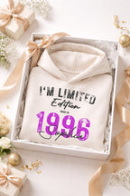 Limited Edition 1996 – Personalisiertes Geburtstags Hoodie, Sweatshirt oder Shirt – Jahrgang Geschenk für Frauen - pure|custom.