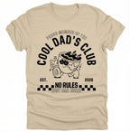 Personalisierbares Vatertag T-Shirt – Cool Dad’s Club – Wunschjahr EST. 2024 / 2025 – Geschenk für Papa zum Vatertag – Retro Dad Shirt - pure|custom.