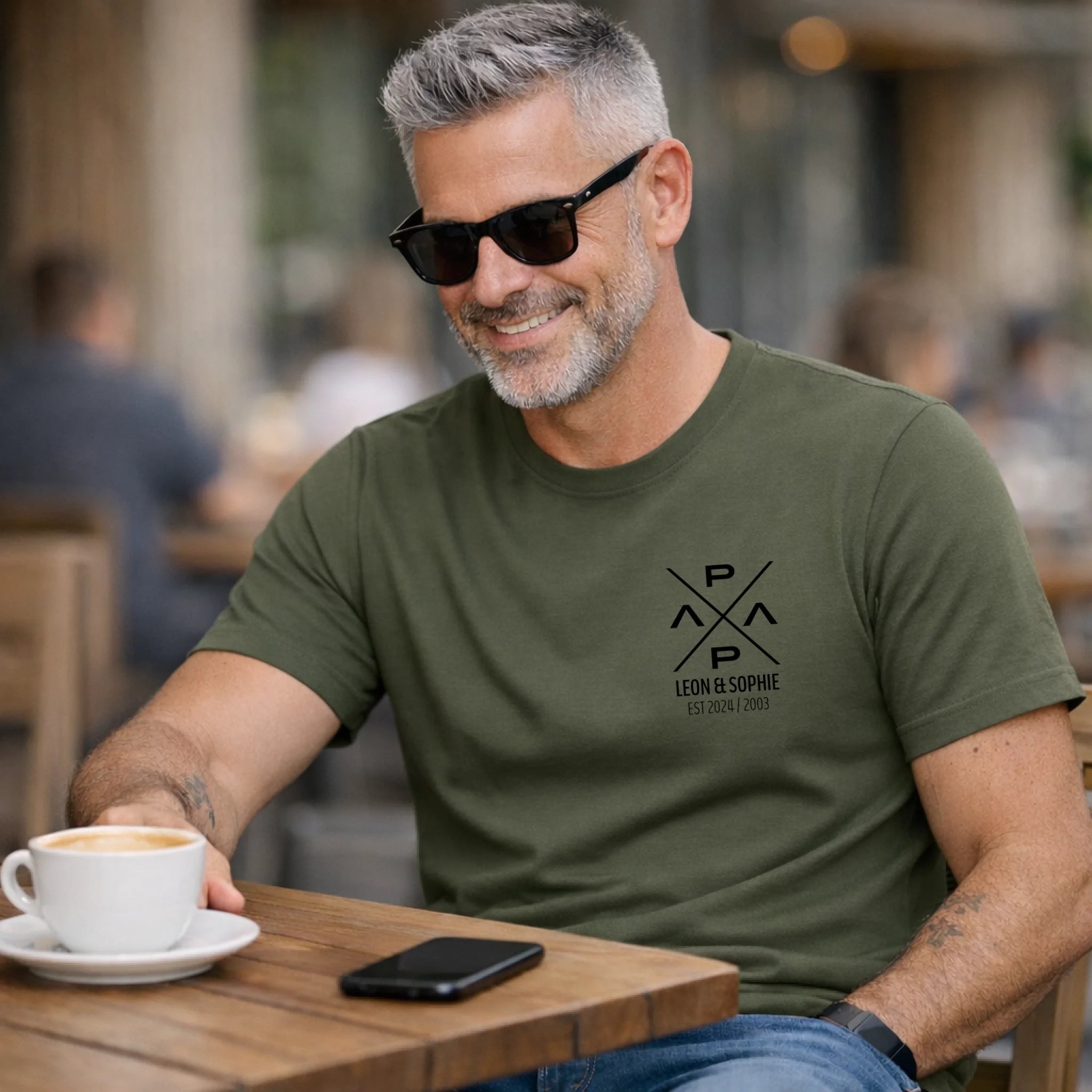 PapaPrint Hoodie personalisiert mit Name & Jahr | Vater Geschenk, Vatertag, werdender Papa Ankündigung, Sweatshirt - pure|custom.