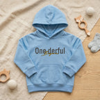 Personalisierter Kinder Hoodie zum 1. Geburtstag – Modell "One - derful" mit Wunschname - pure|custom.
