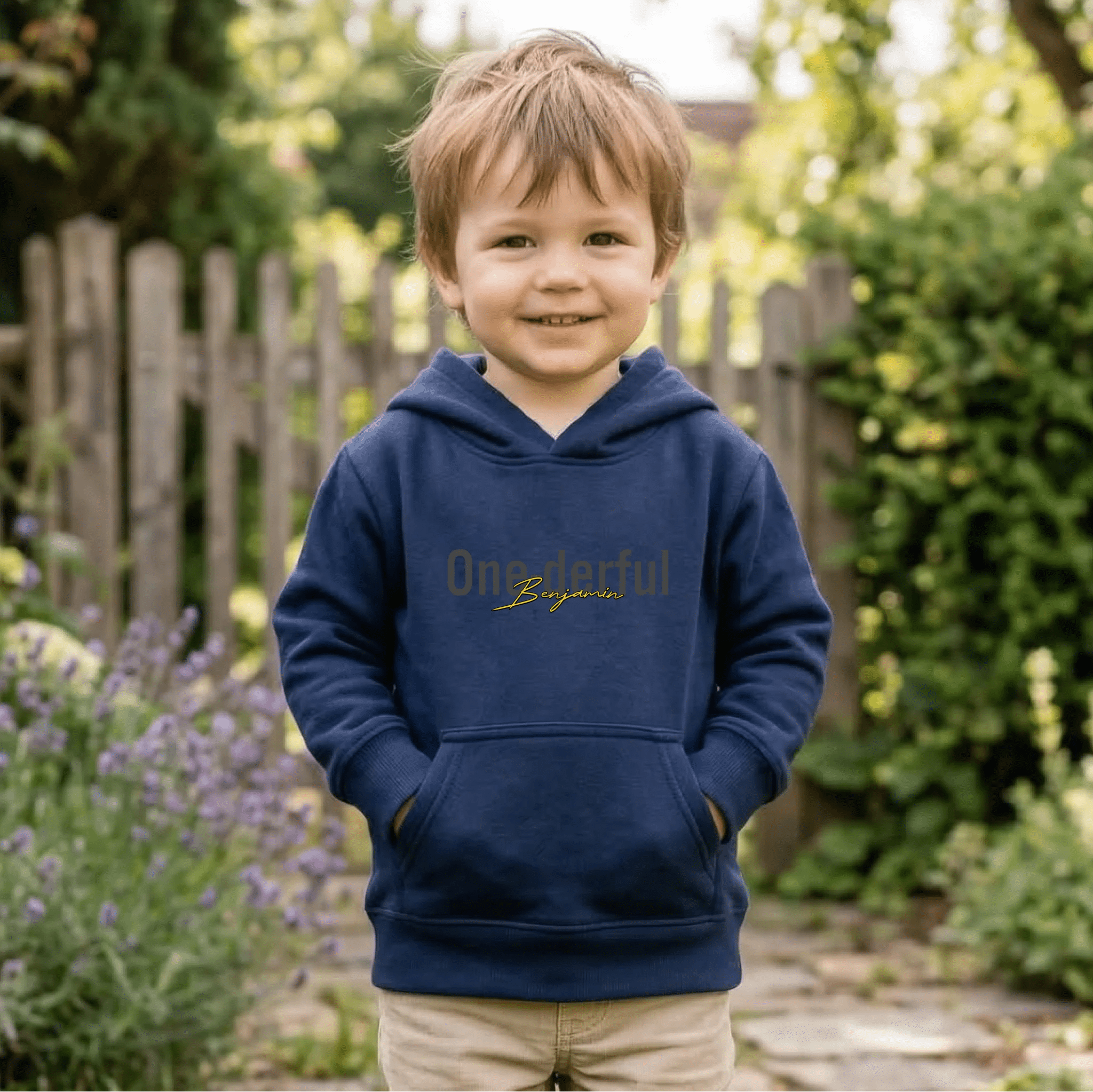 Personalisierter Kinder Hoodie zum 1. Geburtstag – Modell "One - derful" mit Wunschname - pure|custom.