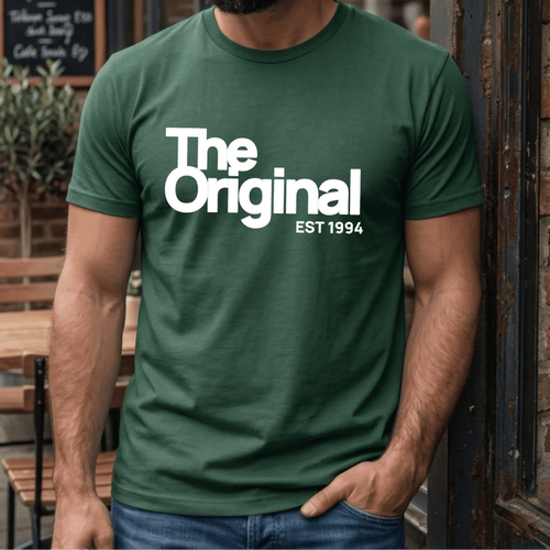 The Original & The Remix - Partnerlook Set: Herren T-Shirt oder Baby - Body (einzeln oder als Set kaufbar) – Personalisiertes Geschenk für Vater & Kind - pure|custom.