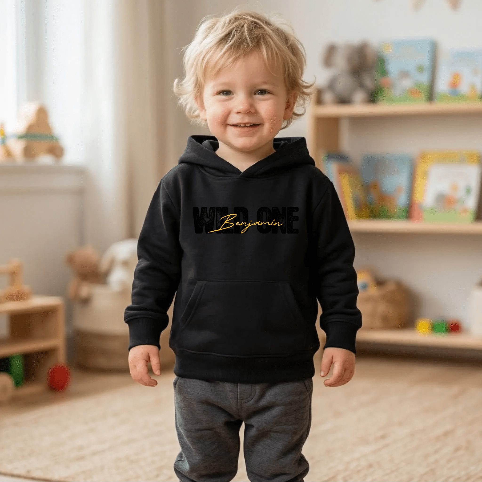 Wild One – Personalisierter Kinder - Hoodie für kleine Abenteurer - pure|custom.