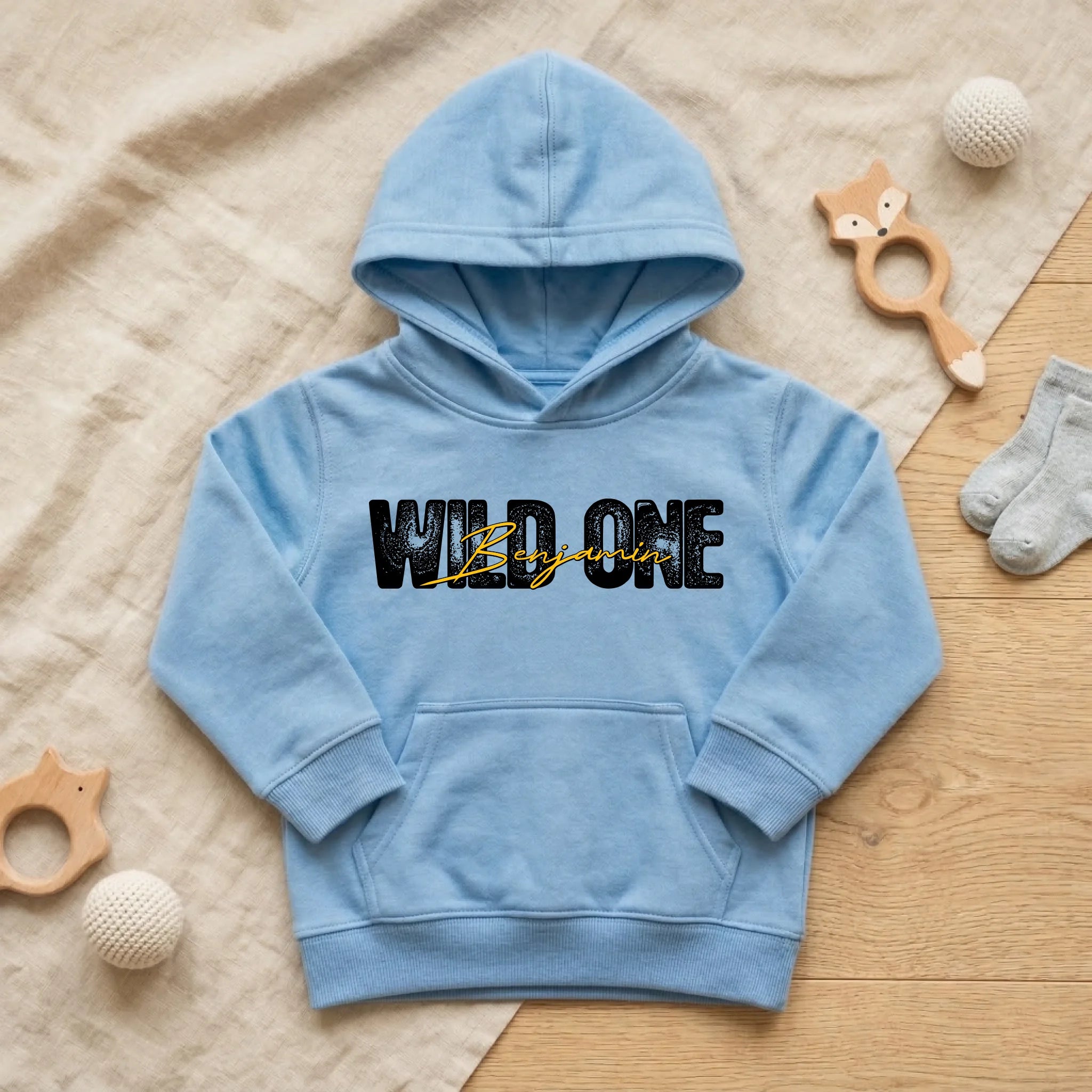 Wild One – Personalisierter Kinder - Hoodie für kleine Abenteurer - pure|custom.