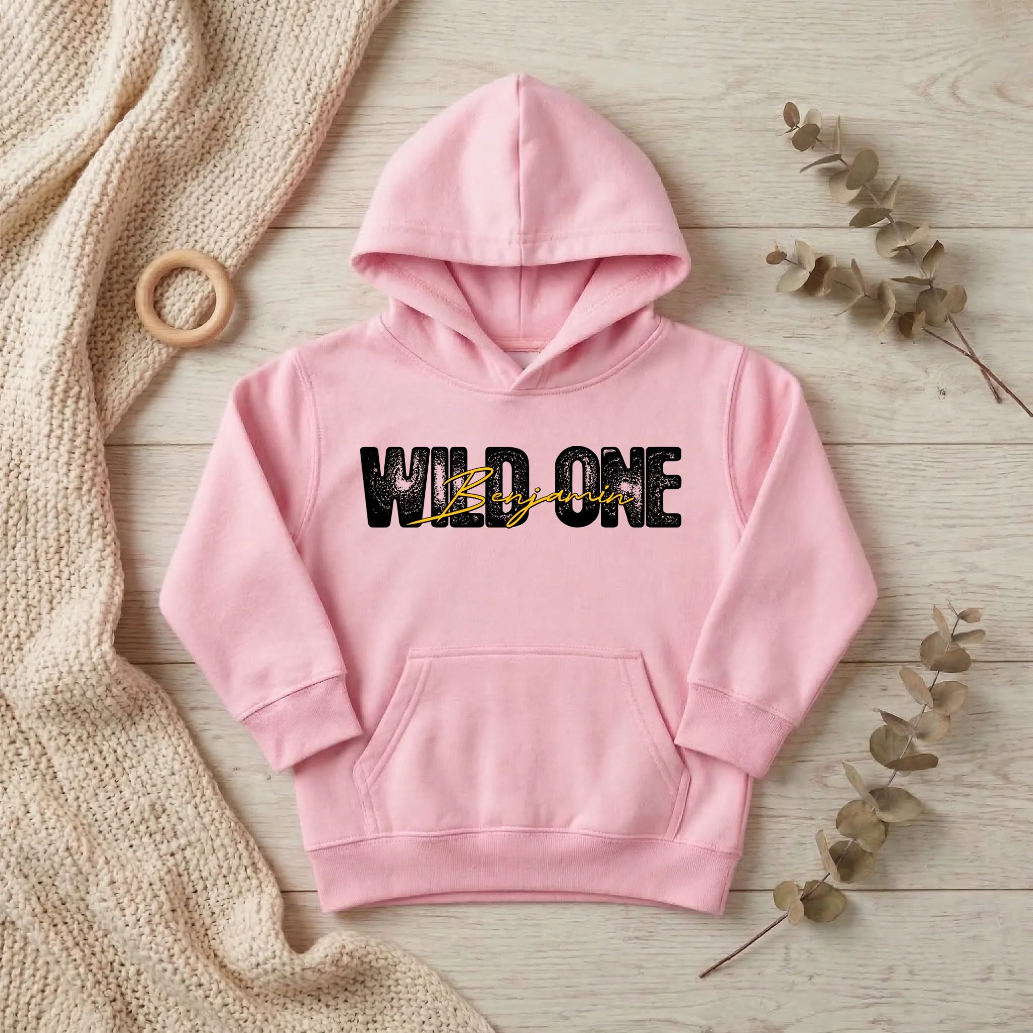Wild One – Personalisierter Kinder - Hoodie für kleine Abenteurer - pure|custom.