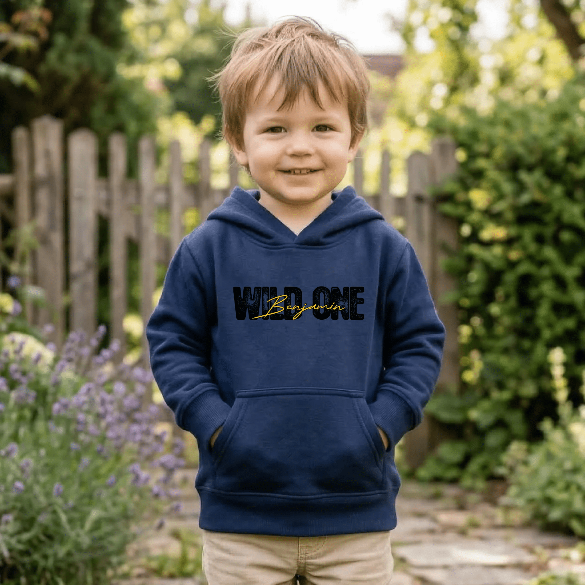 Wild One – Personalisierter Kinder - Hoodie für kleine Abenteurer - pure|custom.