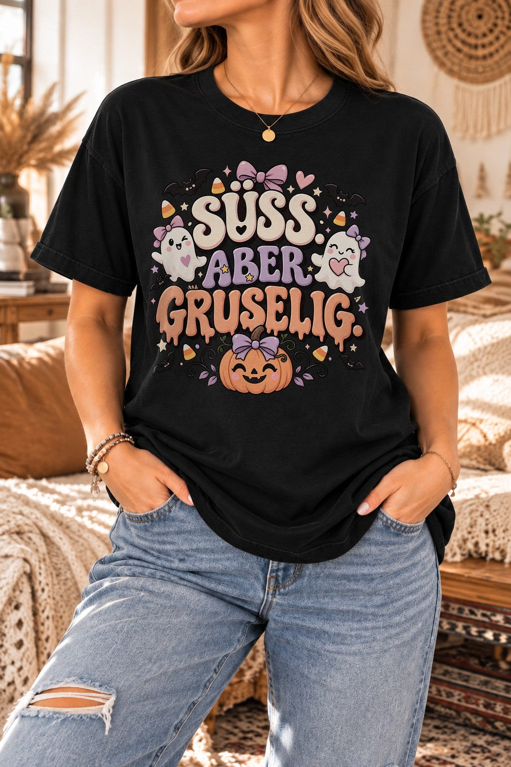 Süß aber gruselig Halloween T-Shirt Damen, Cute Ghost Shirt, Spooky Season Shirt mit Kürbis, Oversized Herbstoberteil