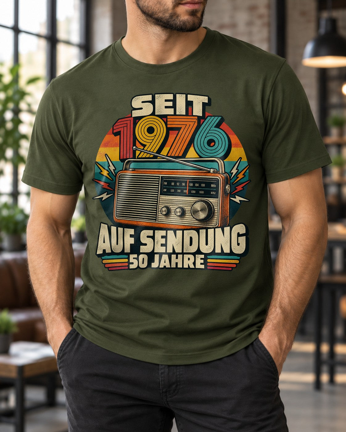 En antena desde 1976 50 años camiseta de hombre vintage radio cumpleaños años 50 regalo camiseta divertida retro