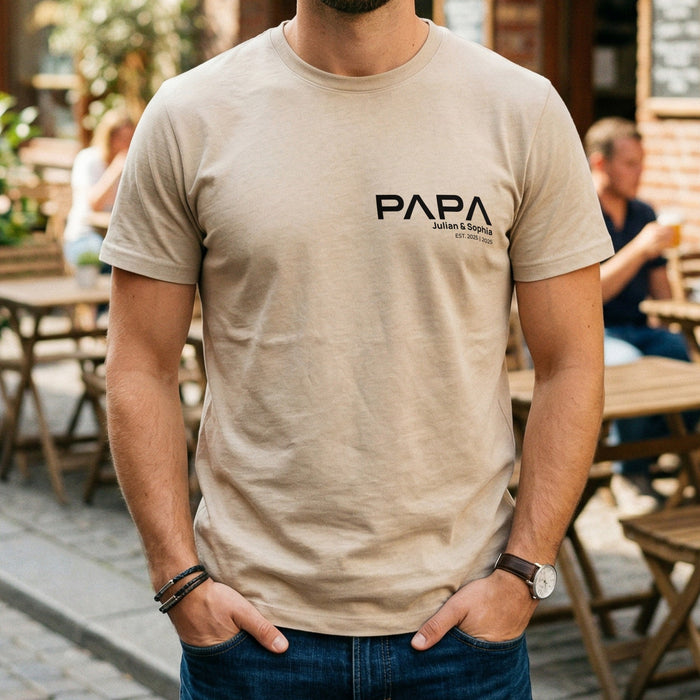 Camiseta personalizada para papá con estampado en el pecho | Nombres de los hijos y año de nacimiento EST. | Diseño minimalista