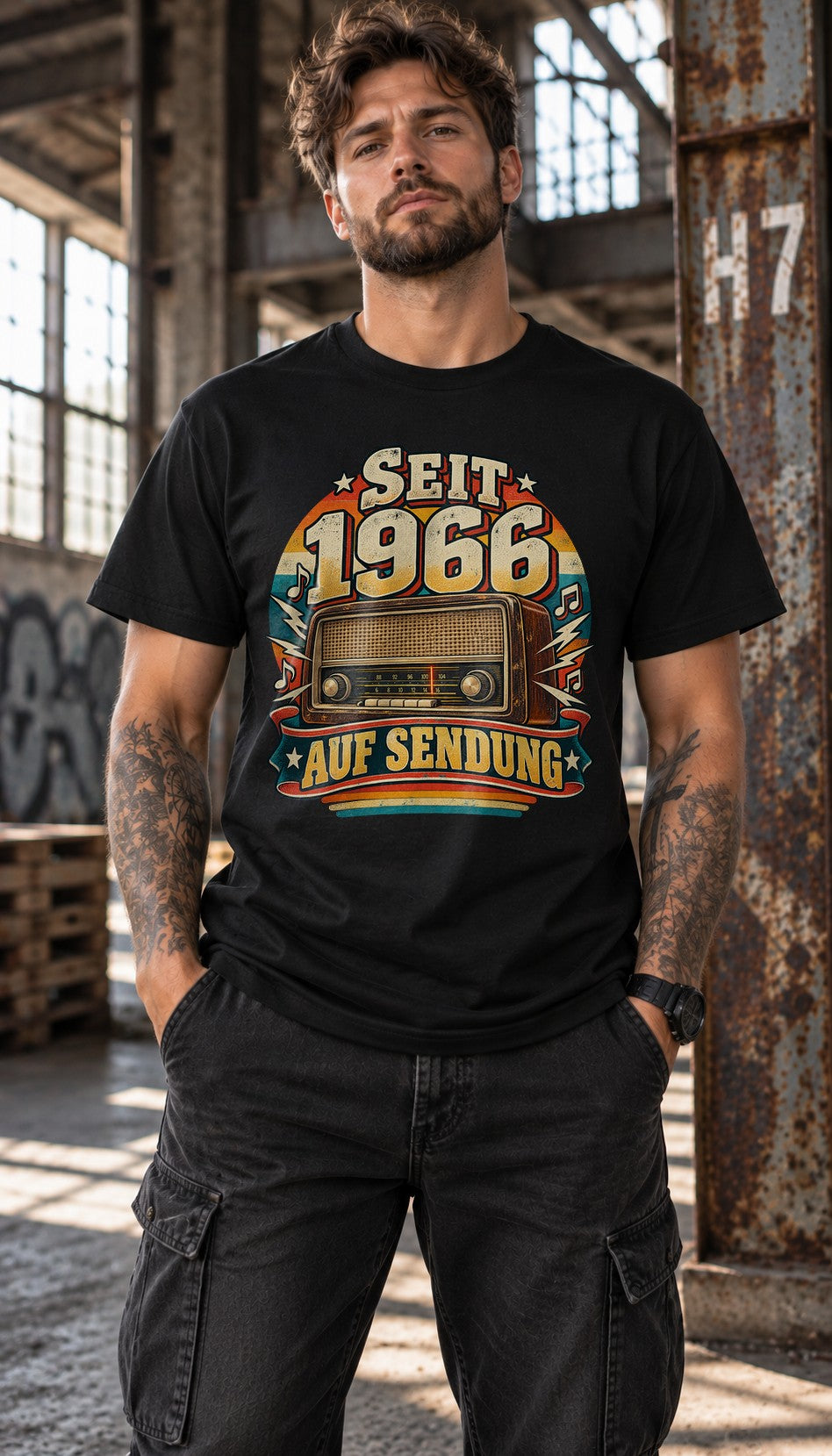 Seit 1966 auf Sendung T-Shirt Herren Vintage Radio Retro Geburtstag 1966 Geschenk 59 Jahre Oldtimer Style