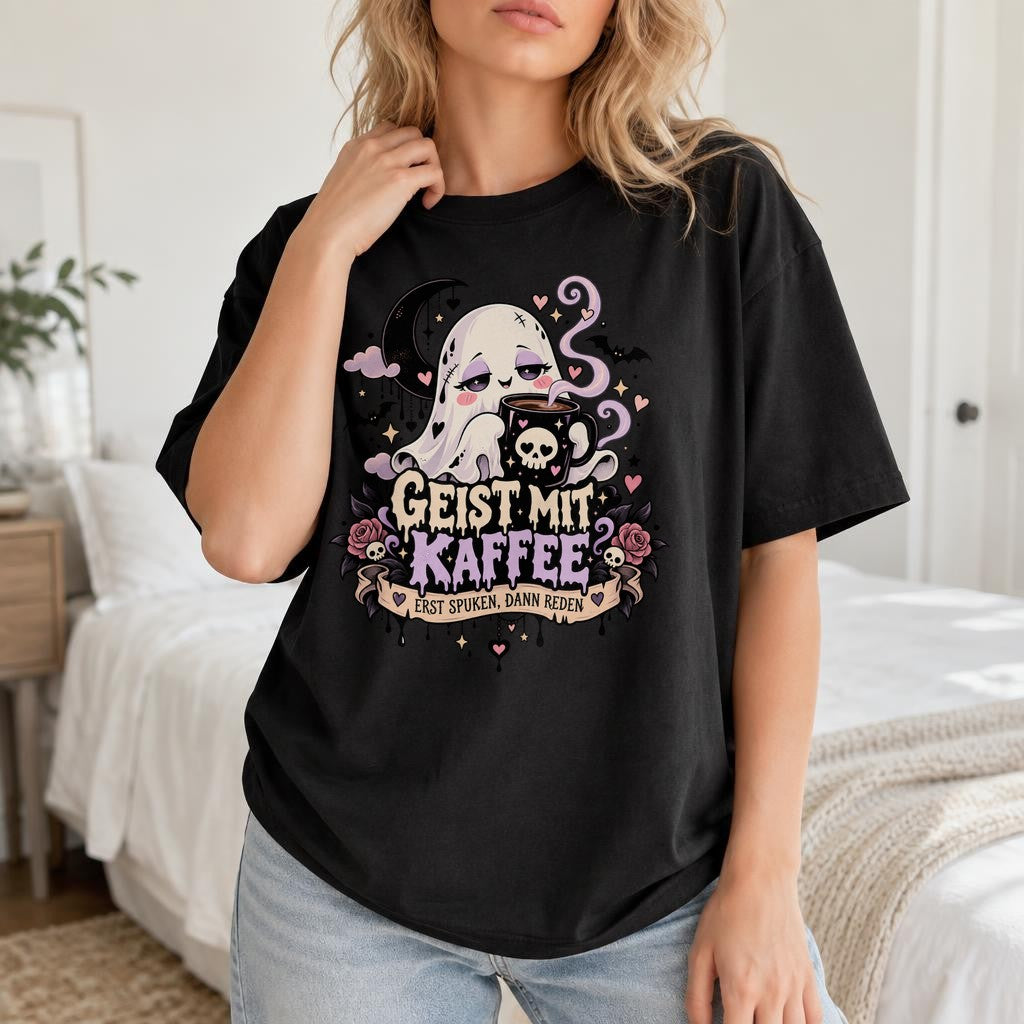 Geist mit Kaffee T-Shirt Damen Oversized Lustig Gothic Kawaii Kaffee Spruchshirt Schwarz Halloween Ghost Tee