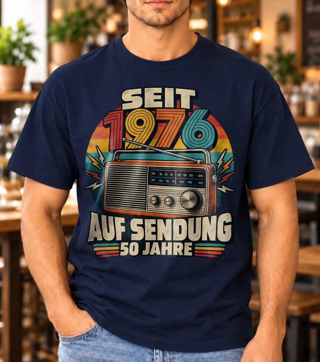 En antena desde 1976 50 años camiseta de hombre vintage radio cumpleaños años 50 regalo camiseta divertida retro