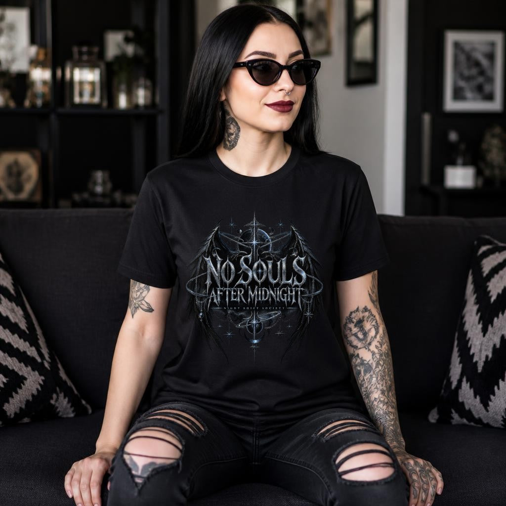 No Souls After Midnight Gothic T-Shirt Damen Herren – Dark Aesthetic Night Shift Society
