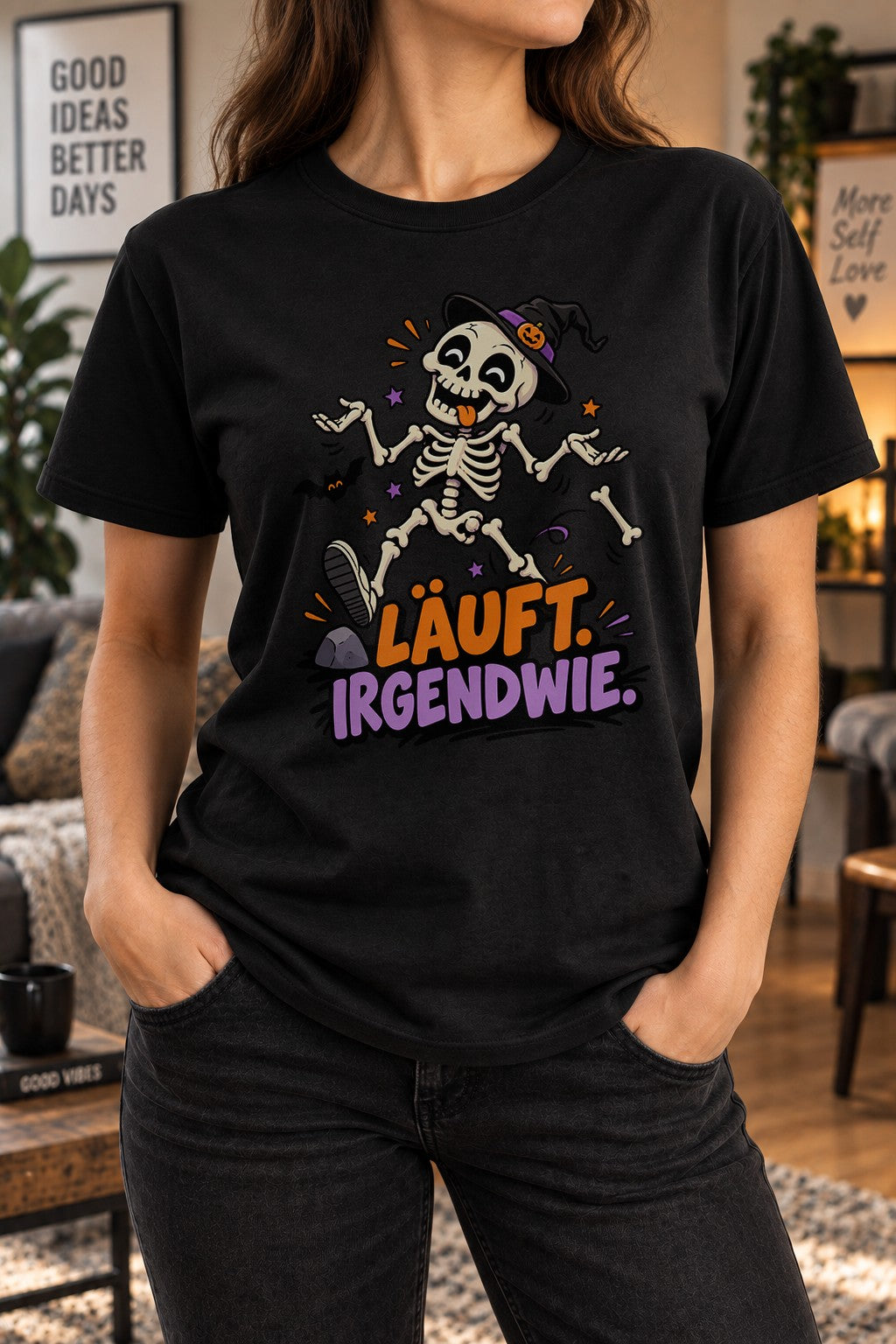 Camiseta de esqueleto de Halloween para mujer, divertida, con frase "Läuft Irgendwie", sombrero de bruja, otoño, estilo oversize, gótico, camiseta graciosa