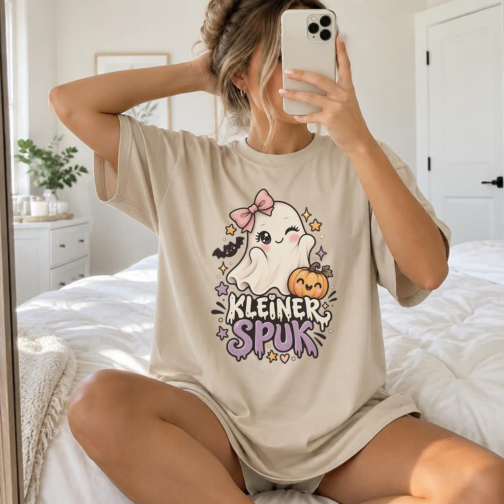 Kleiner Spuk Halloween T-Shirt Damen Oversized Cute Ghost Shirt Herbst Kürbis Kawaii Spooky Season Geschenk