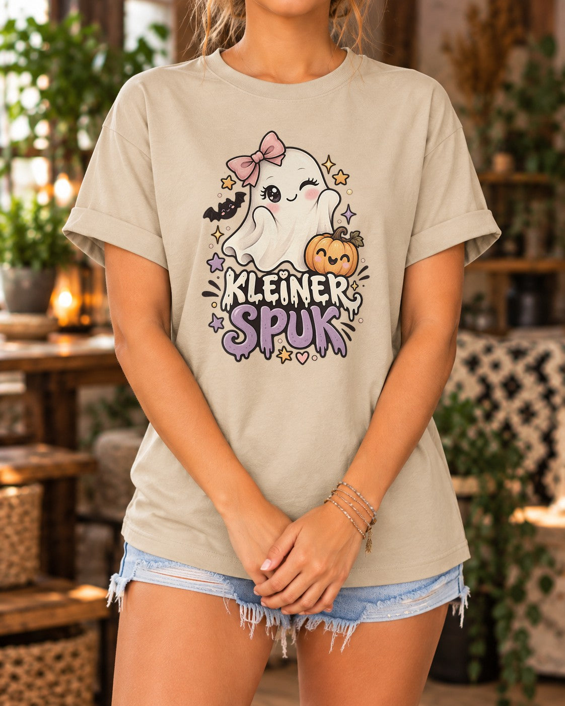 Kleiner Spuk Halloween T-Shirt Damen Cute Ghost Shirt Kawaii Kürbis Herbst Oversized Boho Gruselshirt Geschenk