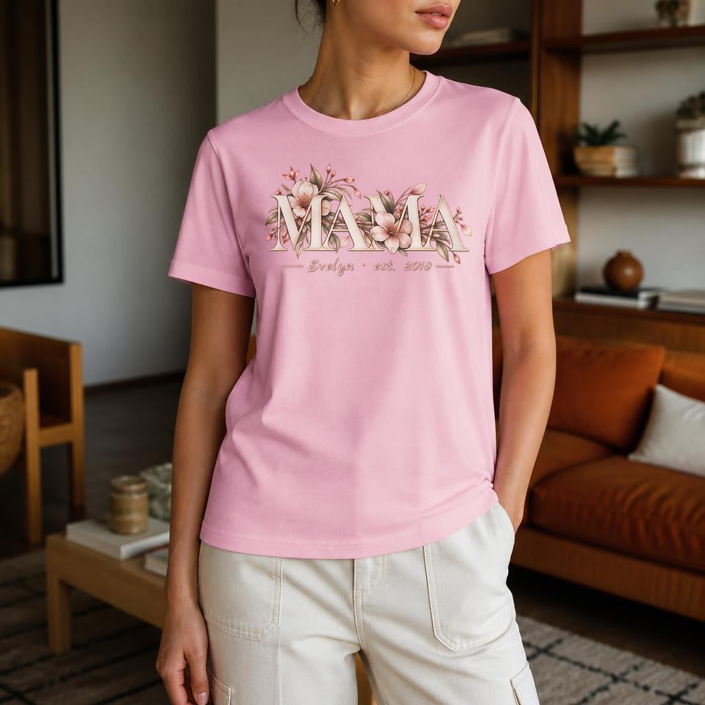 Personalisiert Mama T-Shirt mit Namen & Wunschjahr, florales Damen Shirt, Geschenk für Mutter, Mama Est Shirt