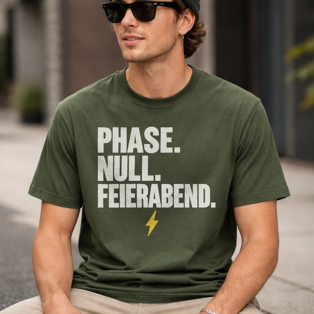 Phase Null Feierabend T-Shirt Herren Damen, Lustiges Spruchshirt Arbeit, Blitz Graphic Tee, Geschenk fuer Kollegen