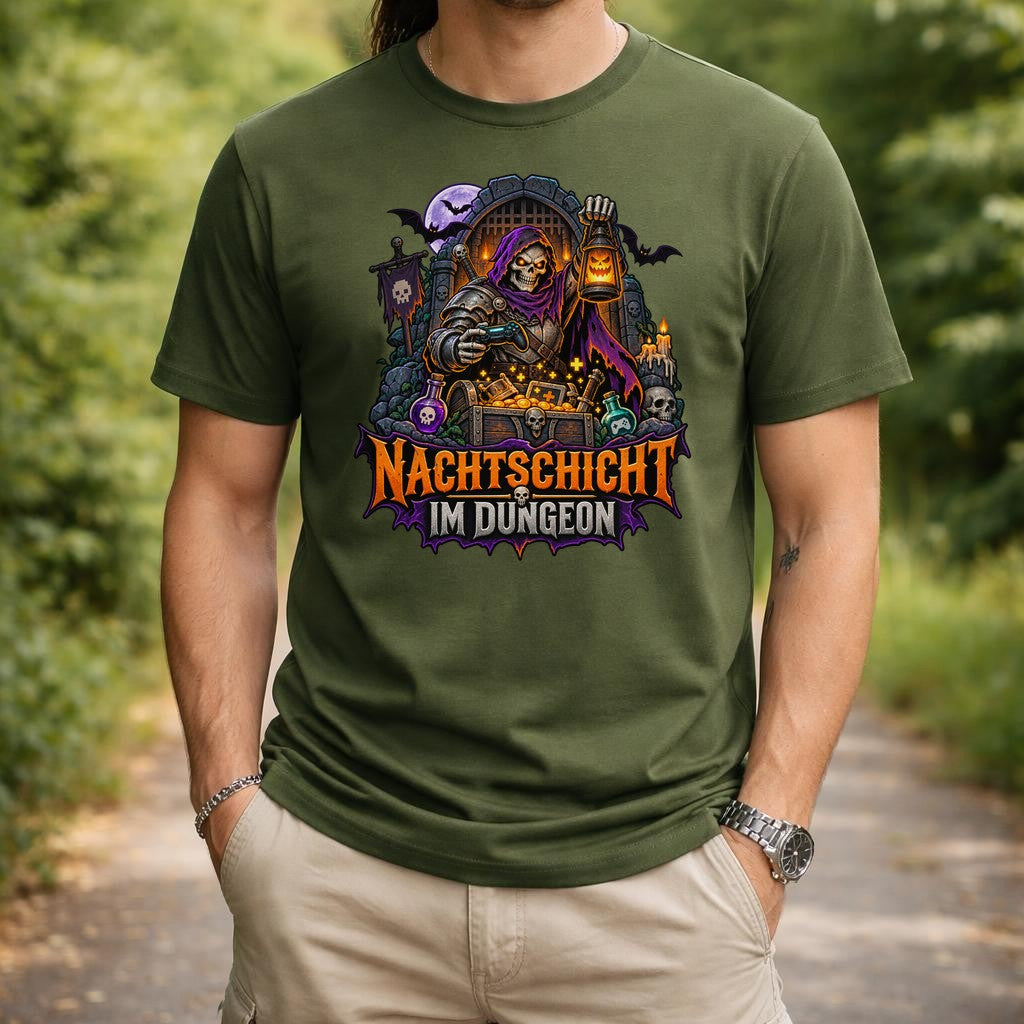 Nachtschicht im Dungeon T-Shirt Herren, Gamer Fantasy Shirt, Halloween Skelett RPG Tee, DnD Nerd Geschenk